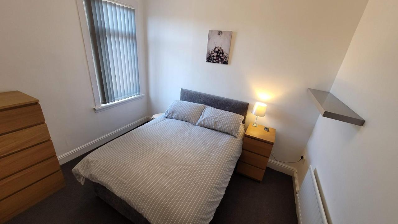 The Lawrence, 2 Bedroom Victorian House Redcar Bagian luar foto